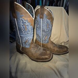 Women's Laredo "Isla" Cowboy Boots
